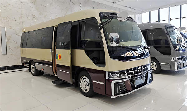 豐田考斯特 23座